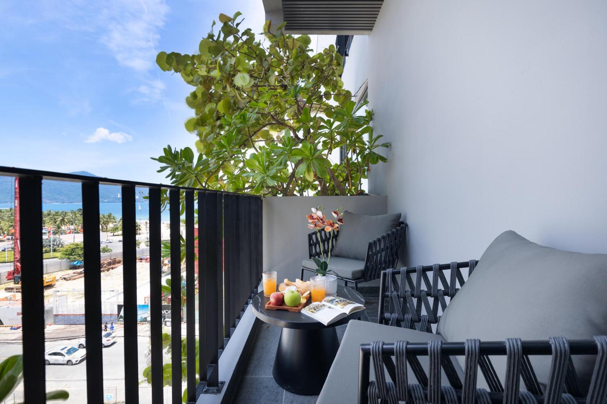 Jbay Beachfront Boutique Hotel Da Nang Buitenkant foto