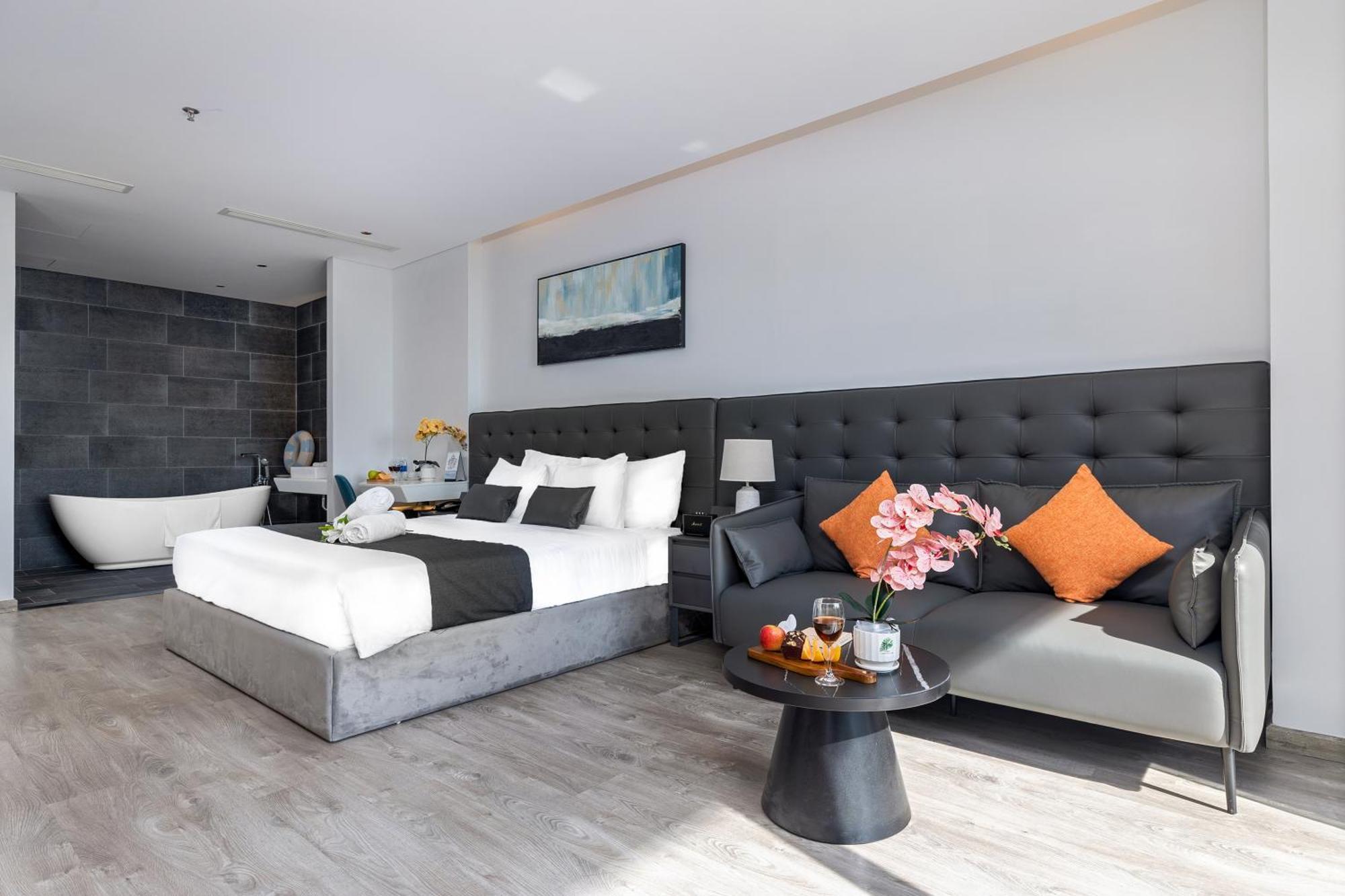 Jbay Beachfront Boutique Hotel Da Nang Buitenkant foto